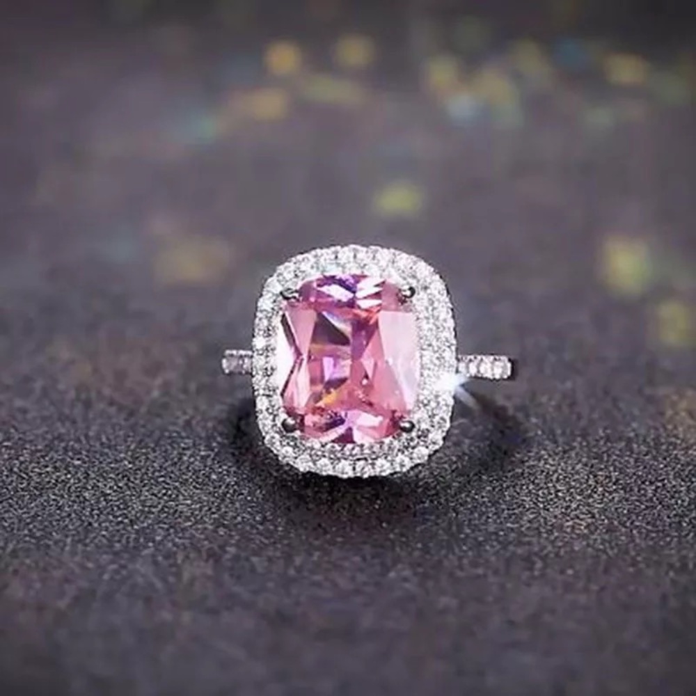 Ring - Picture 4 of 6